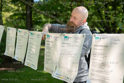 Oliwskie Dni Poezji. Rozwieszanie poetyckiego prania...