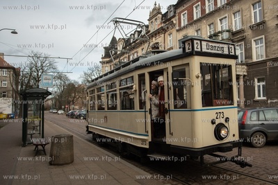 Wycieczka ze Śródmieścia do Nowego Portu (i z powrotem)...