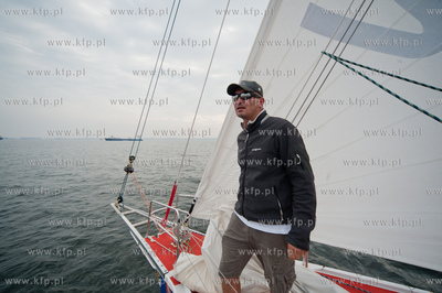 Jacht Operon Racing klasy Eko 60. Kapitan Jachtowy...