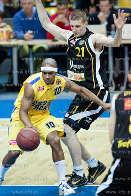 Hala Sportowo - Widowiskowa Gdynia. Piaty mecz finalowy...