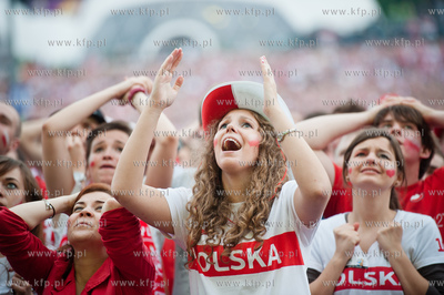 Gdansk. Strefa Kibica na Placu Zebran Ludowych gdzie...