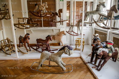 Muzeum Sopotu. Kuratorskie oprowadzanie po wystawie...