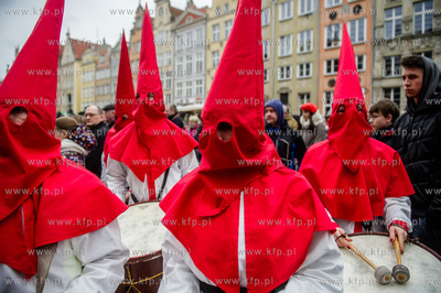 Wielki Piatek. Misterium Meki Panskiej na ulicach Gdanska.
25.03.2016
fot....