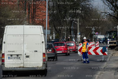 Gdansk. Wrzeszcz. Pierwszy dzien rementu ulicy Sobieskiego.
05.04.2016
fot....