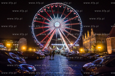 Gdańsk. Targ Węglowy. Zakręcone Walentynki z Kołem...