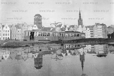 Gdansk widziany od strony al. Leningradzkiej poniejsze...