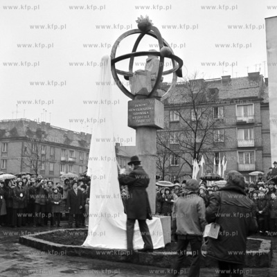 Odsloniecie pomnika Jana Heweliusza na placu przed...