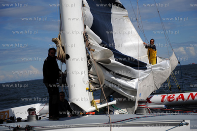 Zatoka Gdanska. Katamaran Gemini 3, na ktorym Roman...
