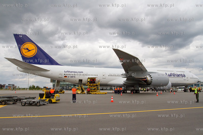 Gdansk. Rebiechowo. Ladowanie najdluzszego samolotu...