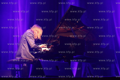 Stary Maneż. Koncert Leszka Możdżera. Dochód z...