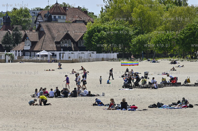 Sopot. Molo, plaza i Plac Przyjaciol Sopotu. Rekordowa...