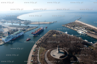 Westerplatte w porcie Gdańsk z lotu ptaka. 25.05.2009...