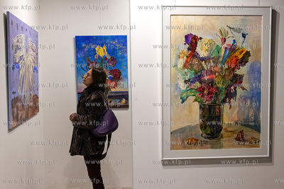 Wernisaż wystawy malarstwa Rity Staszulonok w Cosma...
