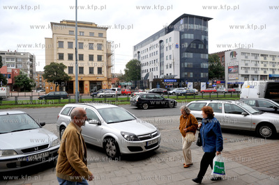 Dawny dom towarowy PDT, pozniej Centrum na al. Grunwaldzkiej...