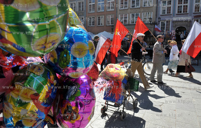 Manifestacja 1 majowa z okazji Swieta Pracy zorganizowana...