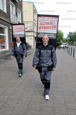 Kampania spoleczna NSZZ "Solidarnosc" przed wyborami...