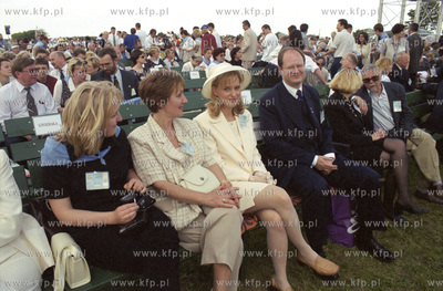 Papież Jan Paweł II w Sopocie. Oczekiwanie na mszę...