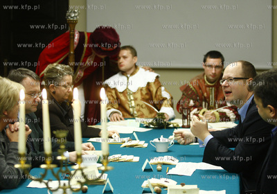 Gra dyplomatyczna - nowy projekt edukacyjno-kulturalny...