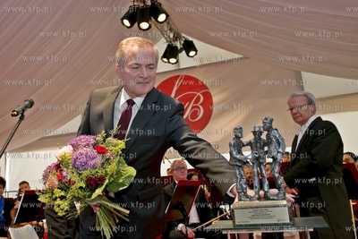 Sopot. Grand Hotel. Letnia Gala Biznesu. Nz. wręczenie...