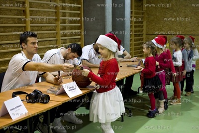 Uczniowie szkoły podstawowej nr 27 z Gdańsk spotkali...