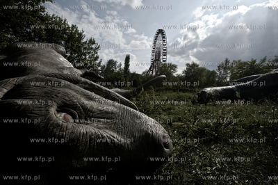 Berlin stolica Niemiec. Nz. Opuszczone wesole miasteczko...