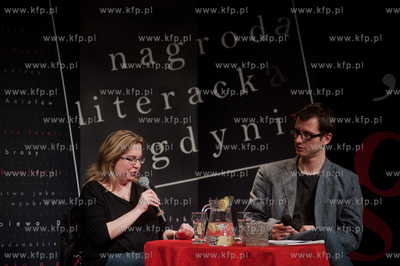 Gdynia. Teatr Miejski im Witolda Gombrowicza. Jesienne...