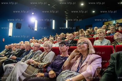 Centrum Kultury w Gniewinie. Zjazdu Strzebielinkowcow....