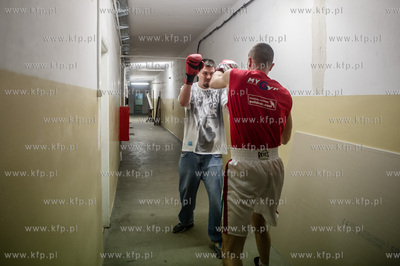 Klub bokserski Ring3city na terenie stoczni gdanskiej....