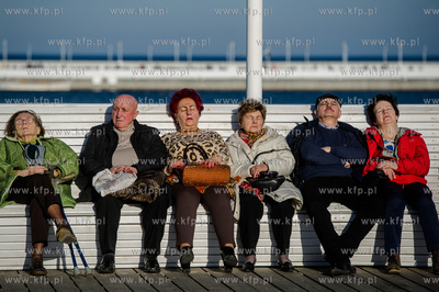 Sloneczne, bardzo cieple, niemal wiosenne, niedzielne...