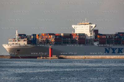 Gdansk. Terminal kontenerowy DCT. Kolejne zawiniecie...