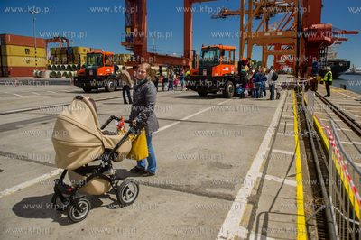 Dzien otwarty Baltyckiego Terminala Kontenerowego w...