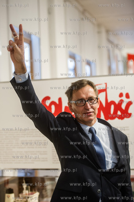 Gdańsk. Historyczna sala BHP. Konferencja prasowa...