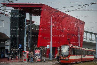 Gdańsk. Przystanek PKM Strzyża.
12.03.2018
fot....