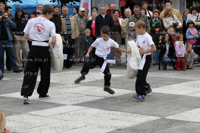Sopot - Molo. Akcja charytatywna SERCE W DOBRE RECE...