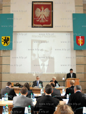 Podczas Sesji Rady Miasta Gdyni jednoglosnie uchwalono...