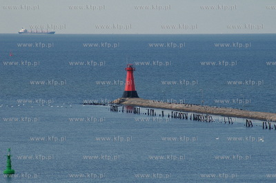 Wyjscie z Portu Gdanskiego.
09.08.2006
Fot.Jan harb...