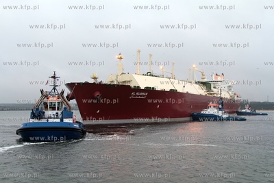 Metanowiec Al Nuaman z katarskim LNG wplynal do Gazoportu...