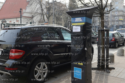 Wzorowo wprost do apelu by pozostac w domach podchodza...