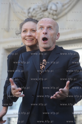 Happening pt "Aktorzy Przyjechali" z okazji wmurowania...