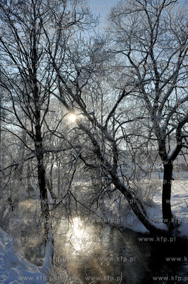 Zima nad Radunia w Niestepowie na Kaszubach
14.01.2010
fot....