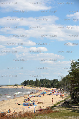 Plaza w Gdansku Gorkach Zachodnich na Zatoka Gdanska.....