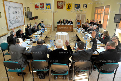 Sesja Rady Miejskiej w Zukowie. 7.12.2012 Fot. Maciej...