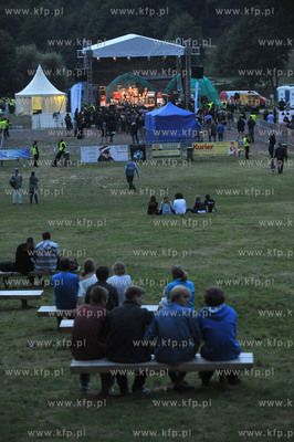 Freedom Cover Festival w parku nad jeziorkiem w Zukowie...