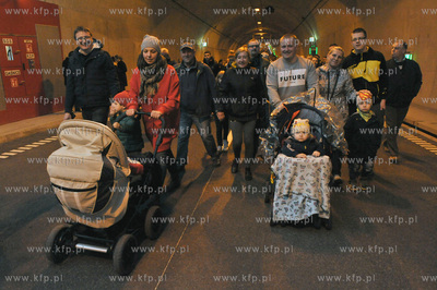 Dzien otwarty tunelu pod Martwa Wisla w Gdansku. To...