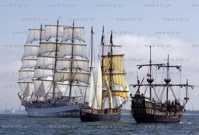 Zatoka Gdanska. Tall Ship Races. Wielka parada. Nz...