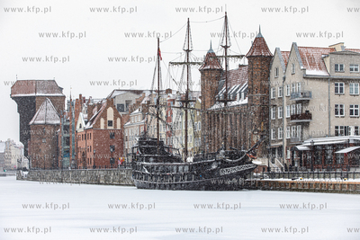 Zima w Gdańsku. Długie Pobrzeże.
09.02.2021
fot....