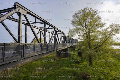 Licząsy 700 metrów most Siekierki - Neur dnitz nad...