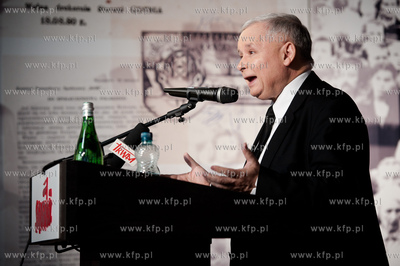 Gdansk. Sala BHP Stoczni Gdanskiej. Otwarte spotkania...