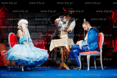 Gdansk. Teatr Wybrzeze. Proba medialna spektaklu pt...