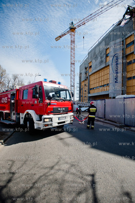 Pozar dachu Teatru Muzycznego w Gdyni . W akacji gasniczej...